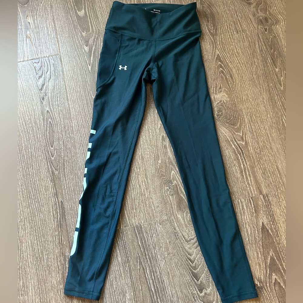 Under armour small leggings never worn no tags